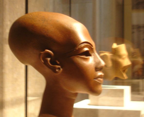 Дочь фараона Эхнатона.  (Египет, 14 век до н.э.) Новый музей Берлин.  Фото Лимарева В.Н.